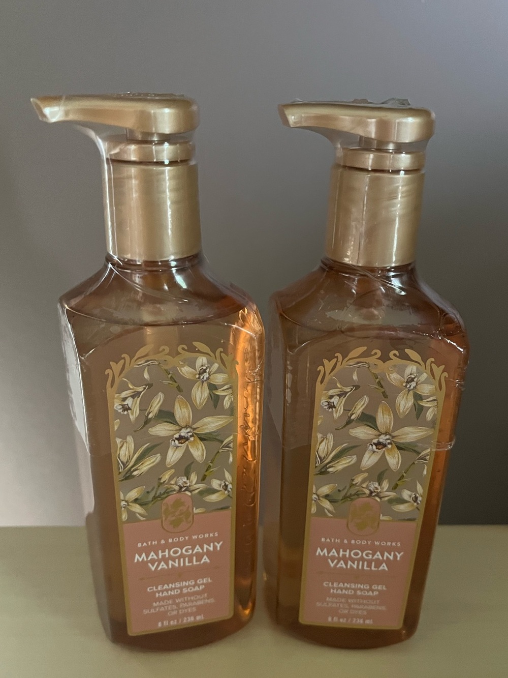 Two New Bath & Body Works Mahogany Vanilla Foaming Hand Soaps